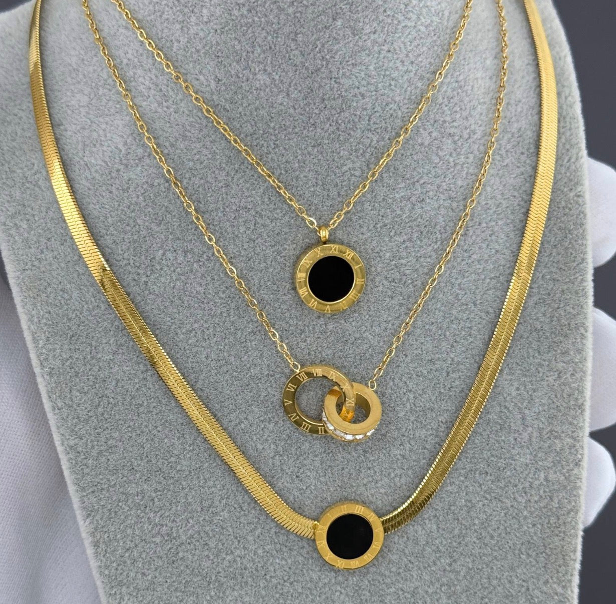 NECKLACE,