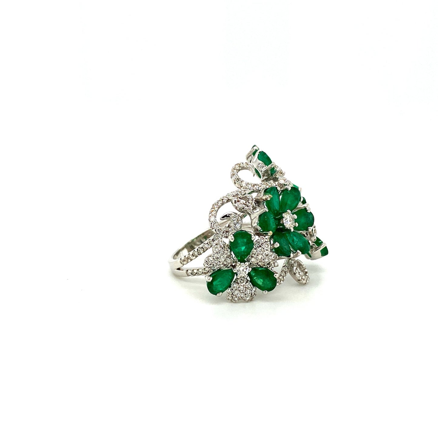 Emerald and Diamond Ring in 18K White Gold - KGR 14861-1