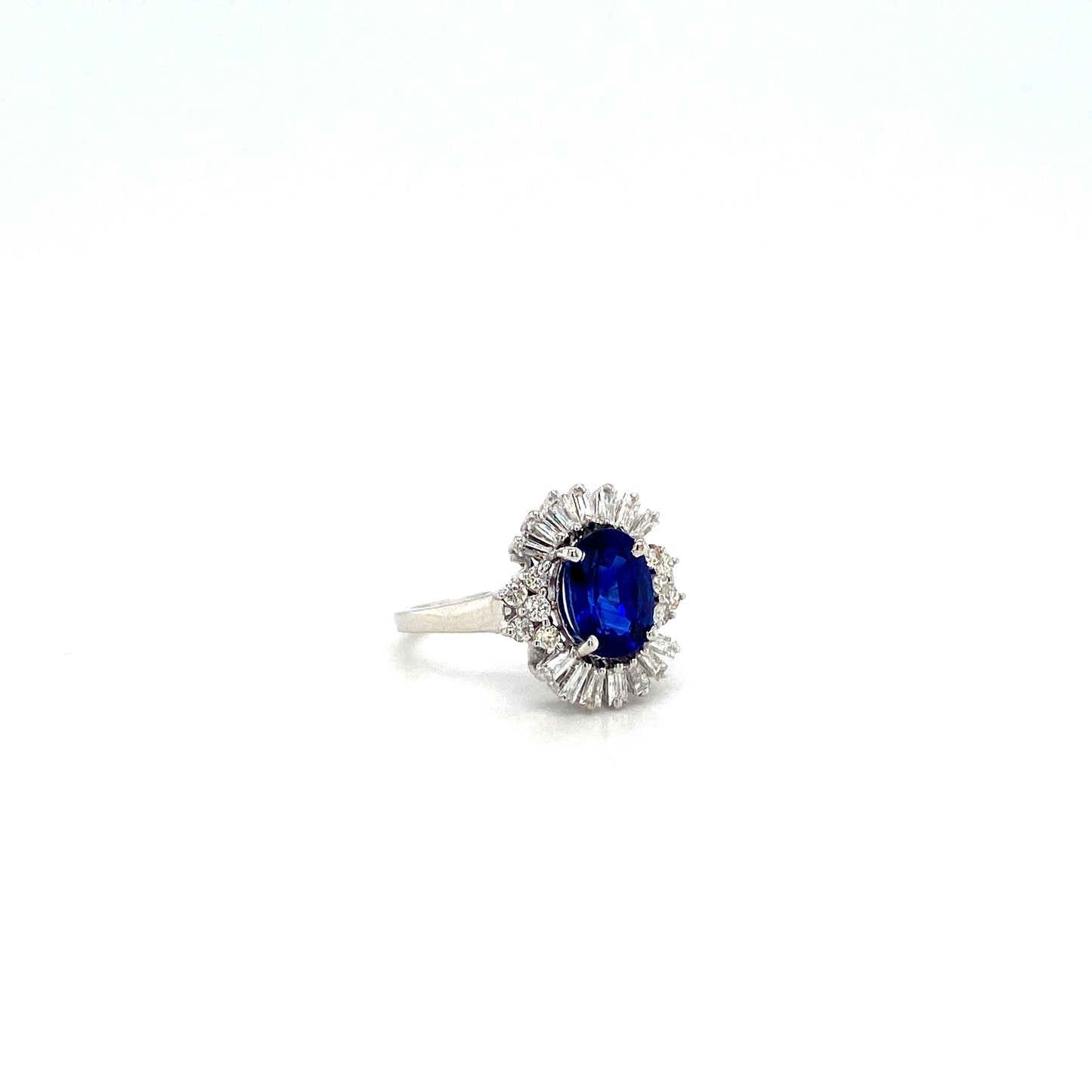 Sapphire and Diamond Ring in 18K White Gold - KGR 16917-1