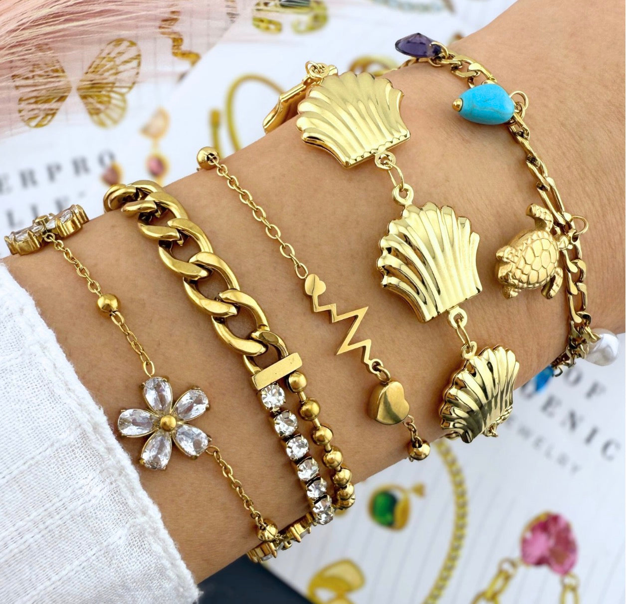 BRACELET,
