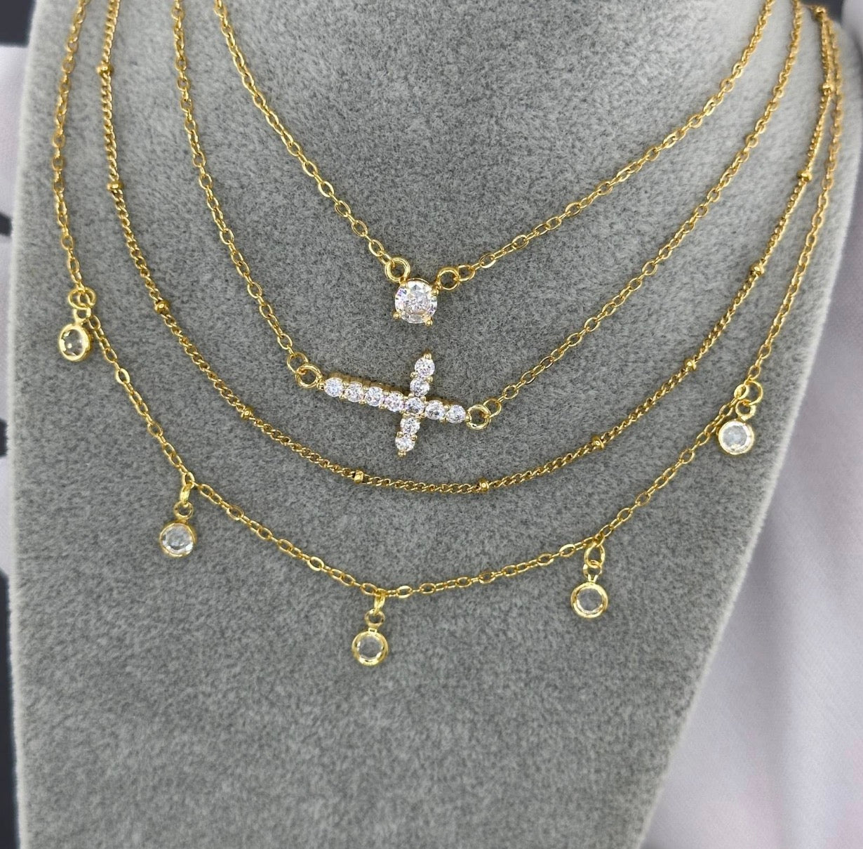 NECKLACE,
