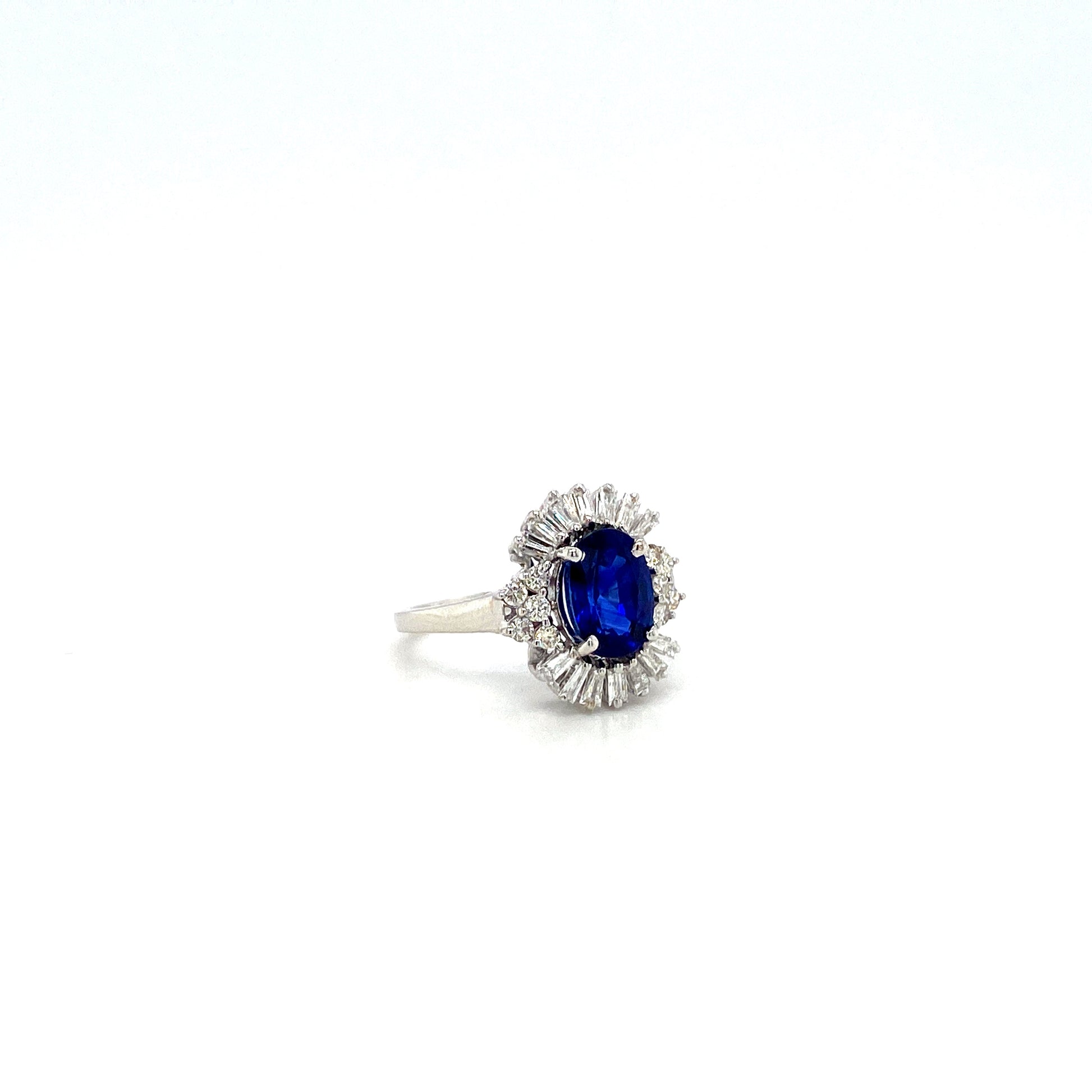 Sapphire and Diamond Ring in 18K White Gold - KGR 16917-1